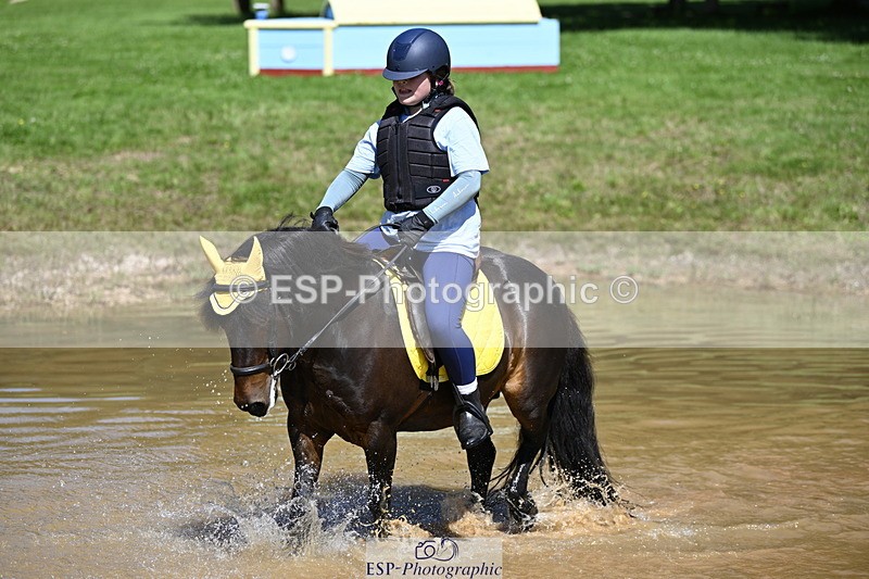 240728B-112117-00927 - Theo's Group XC