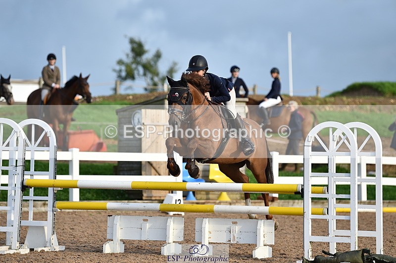 220829A-181808-00533 - 90cm classes