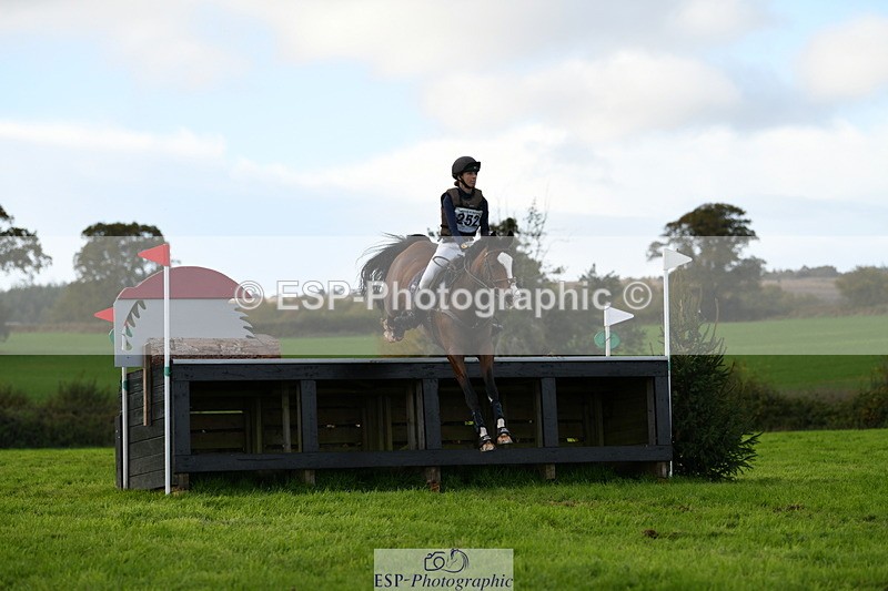 251024A-155034-14906 - C-252-Margaux.Crouail