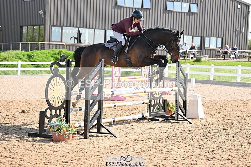 240509A-093641-00184 - Cls 1 British Novice and 90cm Open