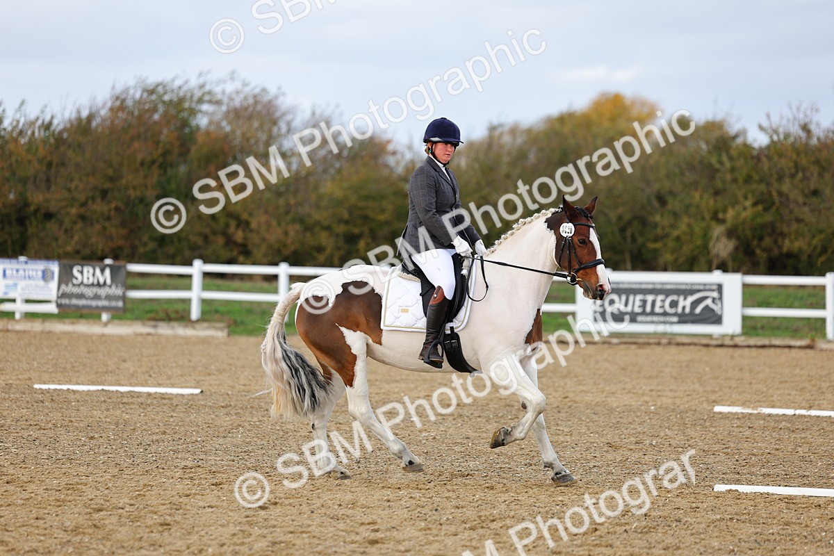 SBM_002636 - Class 8-11 - Novice 1-E1