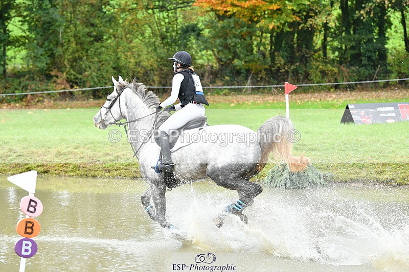 251025A-110553-17614 - E-382-Yasmin.Meredith