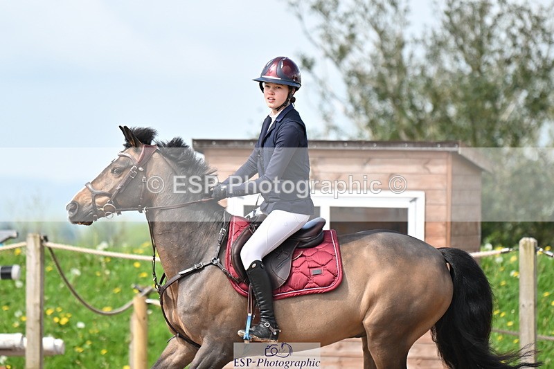 240506A-111340-08473 - Cls 3  Pony Discovery & 90cm Open