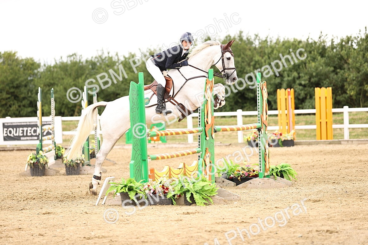 SBM_003328 - Class 21 - Senior Newcomers - 1.10m