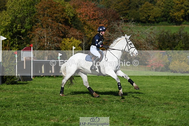 251024A-125917-11822 - B-153-Charlotte.Franck-Steier