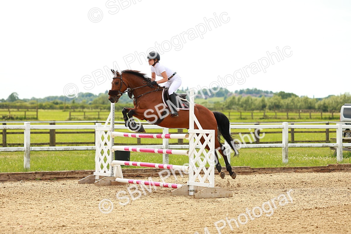 SBM_002334 - Class 4 - Senior Newcomers - 1.10m