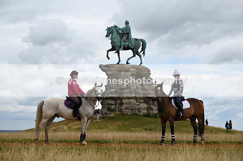 DSC_7222 - Time at Statue 12:45 to 13:15