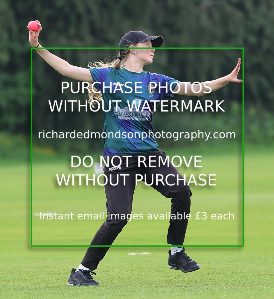 533A5684 - Kendal Cricket Women & Girls vs Carnforth Cricket Women & Girls (28/5/26)