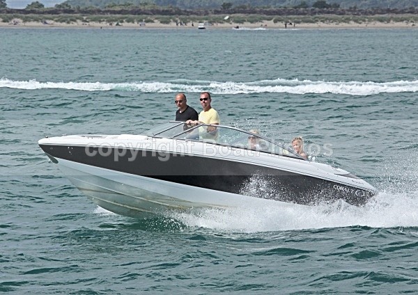 090823 COBALT IMG_1693 - Motorboats - Open