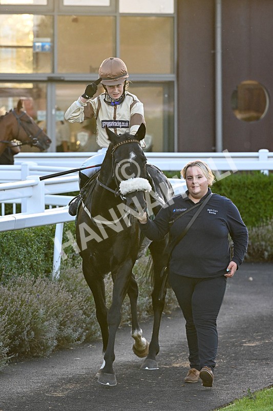 300926-Race 8-Jojo Rabbit-7234 - Race 8 5.55pm Racing Again 17th October Amateur Jockeys' Handicap