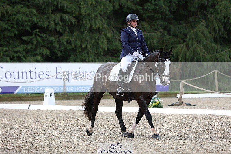 230812-111713-03716 - Cls 5 Novice Bronze 11.15 to 12.50 break