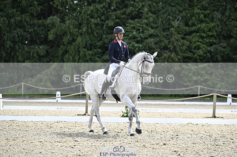 000101-193702-04008 - 421-ASK_FOR_MANCHIER-Tom_Jackson