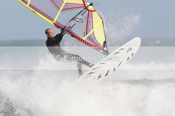 WS 190808-7 - Windsurfing