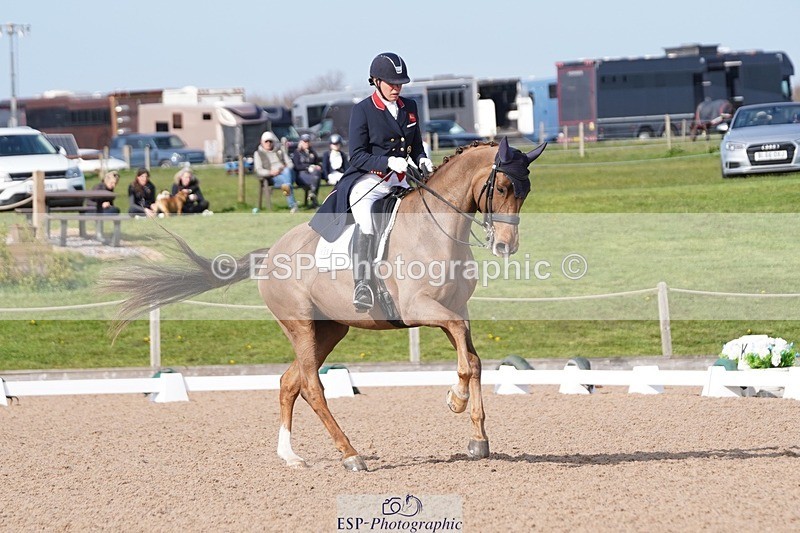 250404-162842-07717 - 138-fiona.bigwood-Donna.Bella