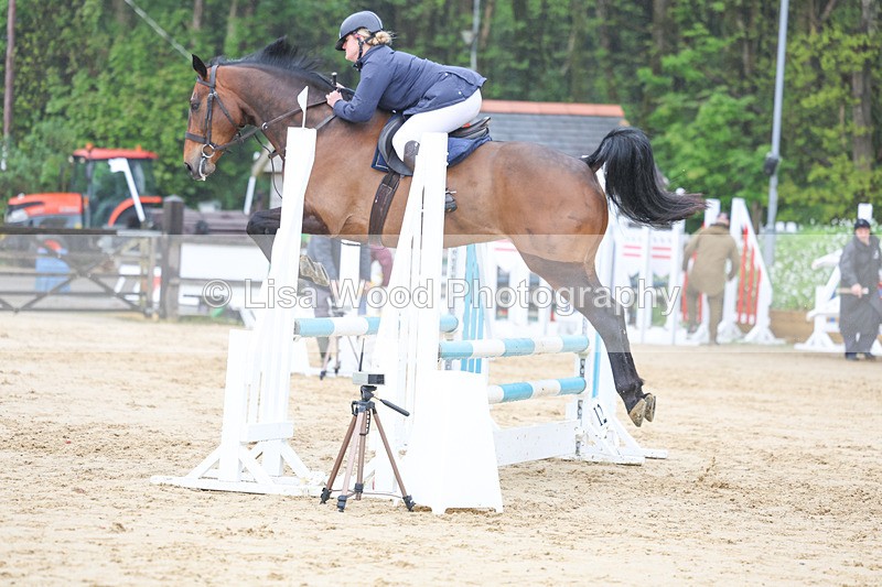 3E7A2000 - Class 3: Senior 80cm