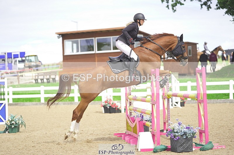 230729A-144030-06631 - Cls 24 1.05m Amateur Quali