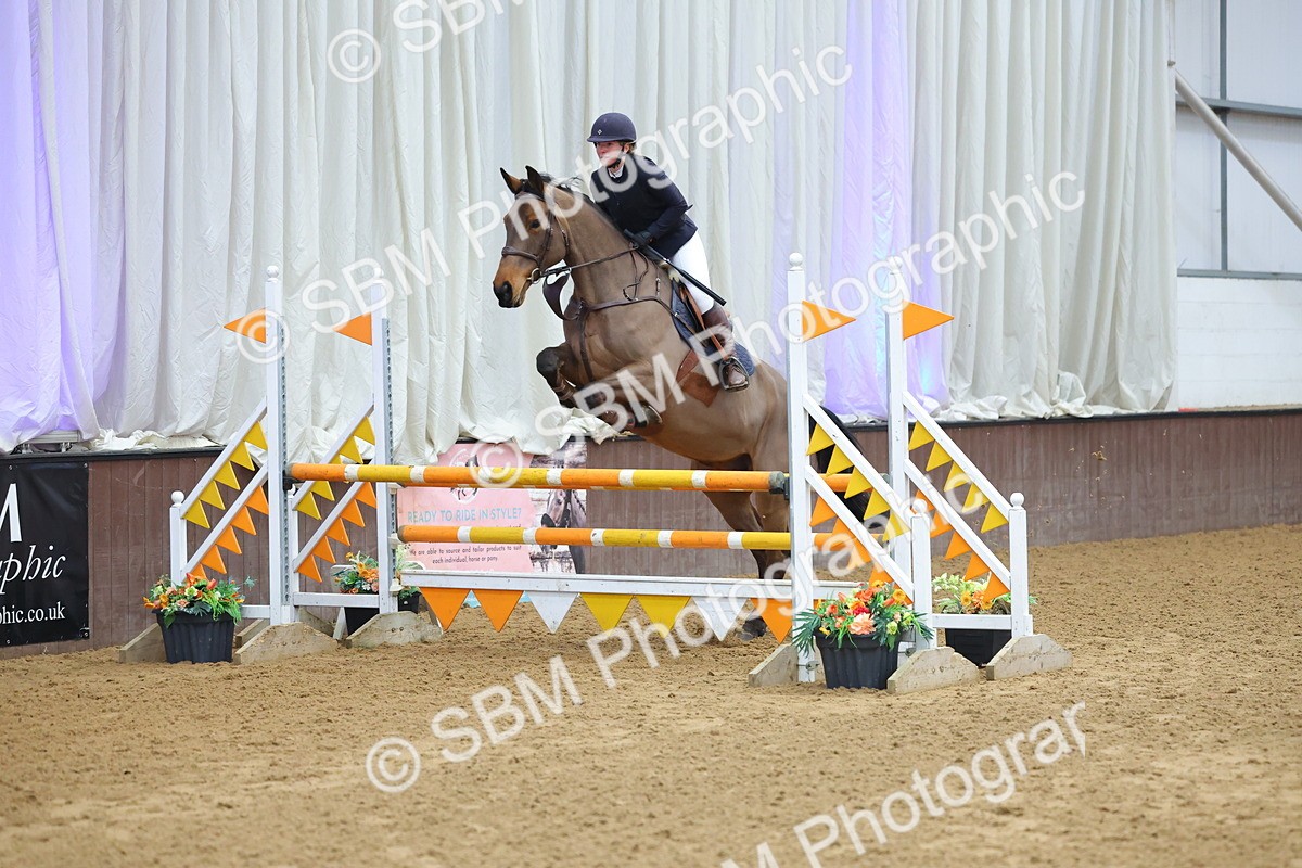 SBM_009898 - Class 21 - Nupafeed Supplements Senior Discovery/ 1m Open - First Round (1.00m)