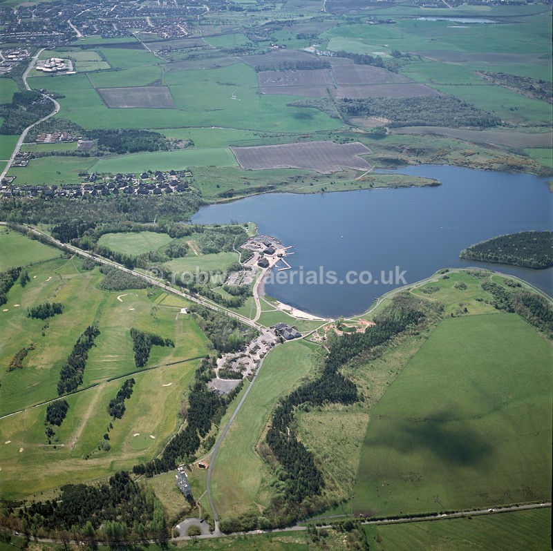 A00320B Lochore Meadows country park Fife in 2002 - Settlements, infrastructure and attractions