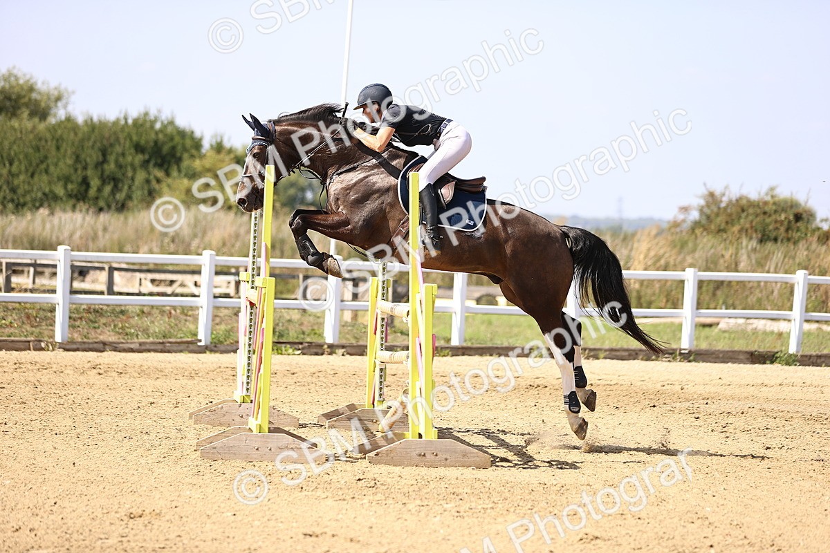 SBM_006840 - Class 13 - Senior Newcomers - 1.10m