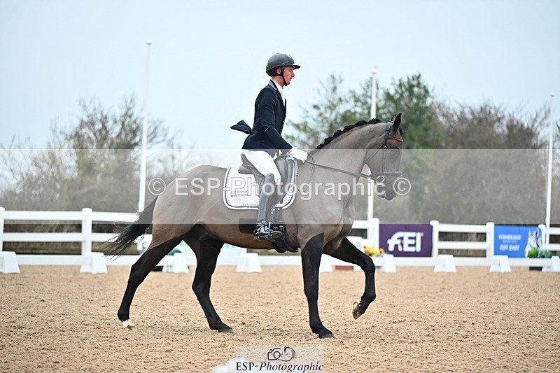 250214-115620-01203 - 132-Ben.James-Onyx.T