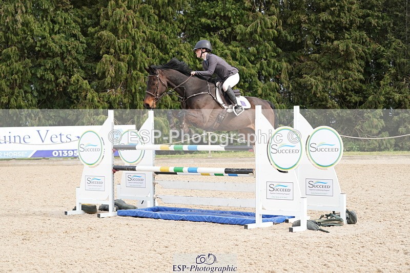 260322A-142001-01962 - 13 Foxhunter 1m 20 Open