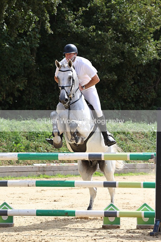 3E7A1847 - Class 9: Senior Foxhunter/1.20 open
