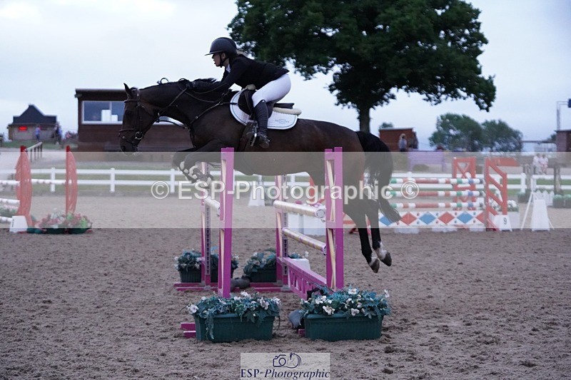250628-210300-08703 - Cls 26 Pony Foxhunter & 1.10m Open