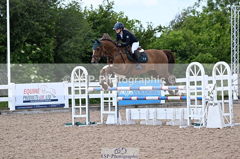 240619A-144803-00764 - Cls 4 Snr Newcomers and 1.10m Open