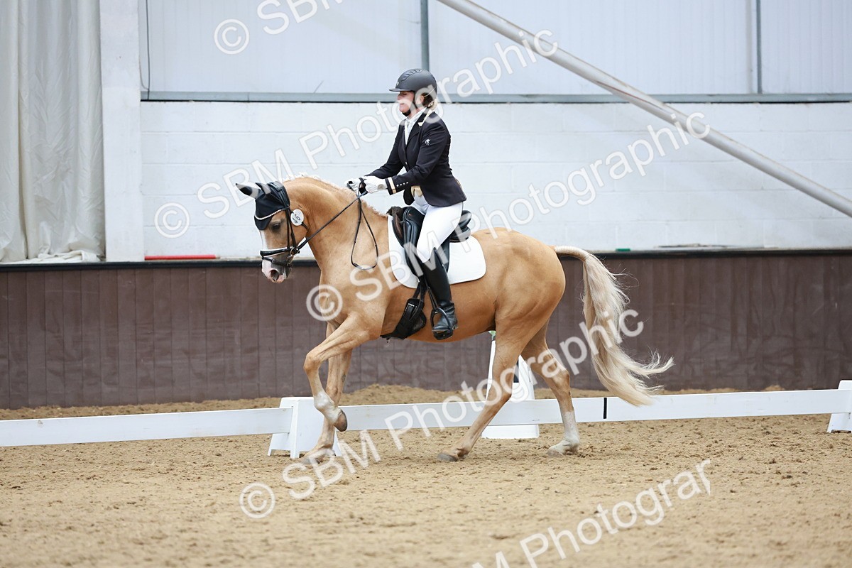 SBM_009858 - Class 6b - Novice 6 - 12.40-13.43