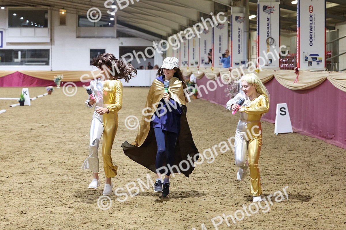 SBM_10288 - Class 52 Strictly Fancy Dress-Age