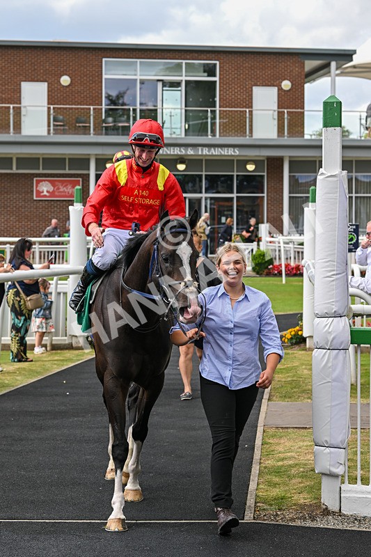 090824-Race 4-Law Of Average-4728 - Race 4