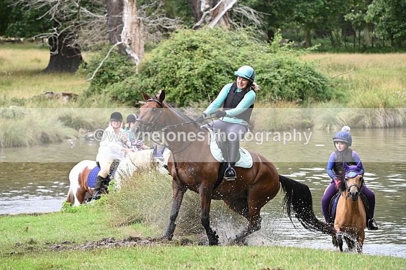 WJ7_2241 - Time at Water 11:14 to 11:36