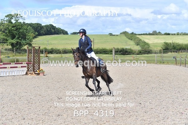 BPP_4319 - CLASS 18 SUN Stepping Stones 128/ 138cms Handicap