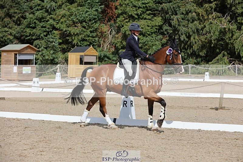 250809A-155507-04682 - Elementary SILVER Presentations