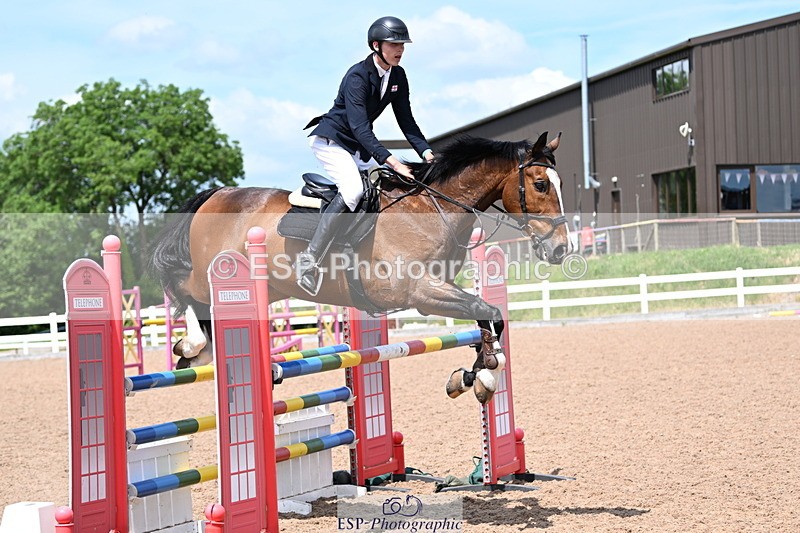 240619A-143715-00676 - Cls 4 Snr Newcomers and 1.10m Open