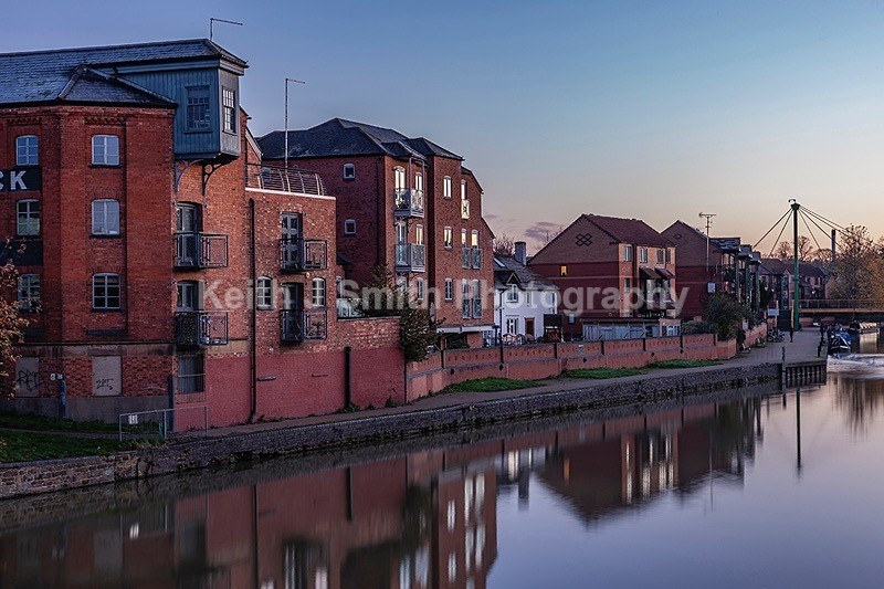 0SKJ8884 - Abington Park & Northampton Town.