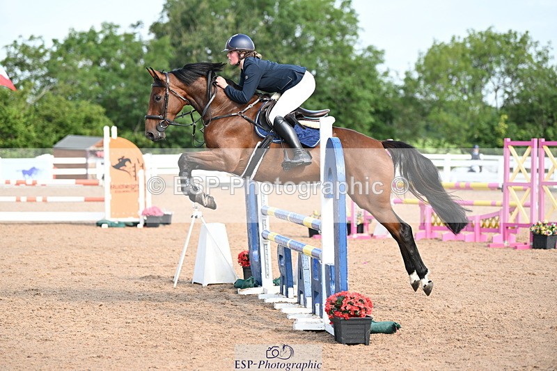 240802A-092905-03391 - Cls 21 A&B Brit Nov & 90cm Open