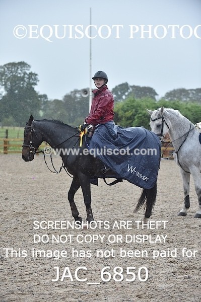 JAC_6850 - CLASS 19 SUN Pony Foxhunter/ 1.10m Open