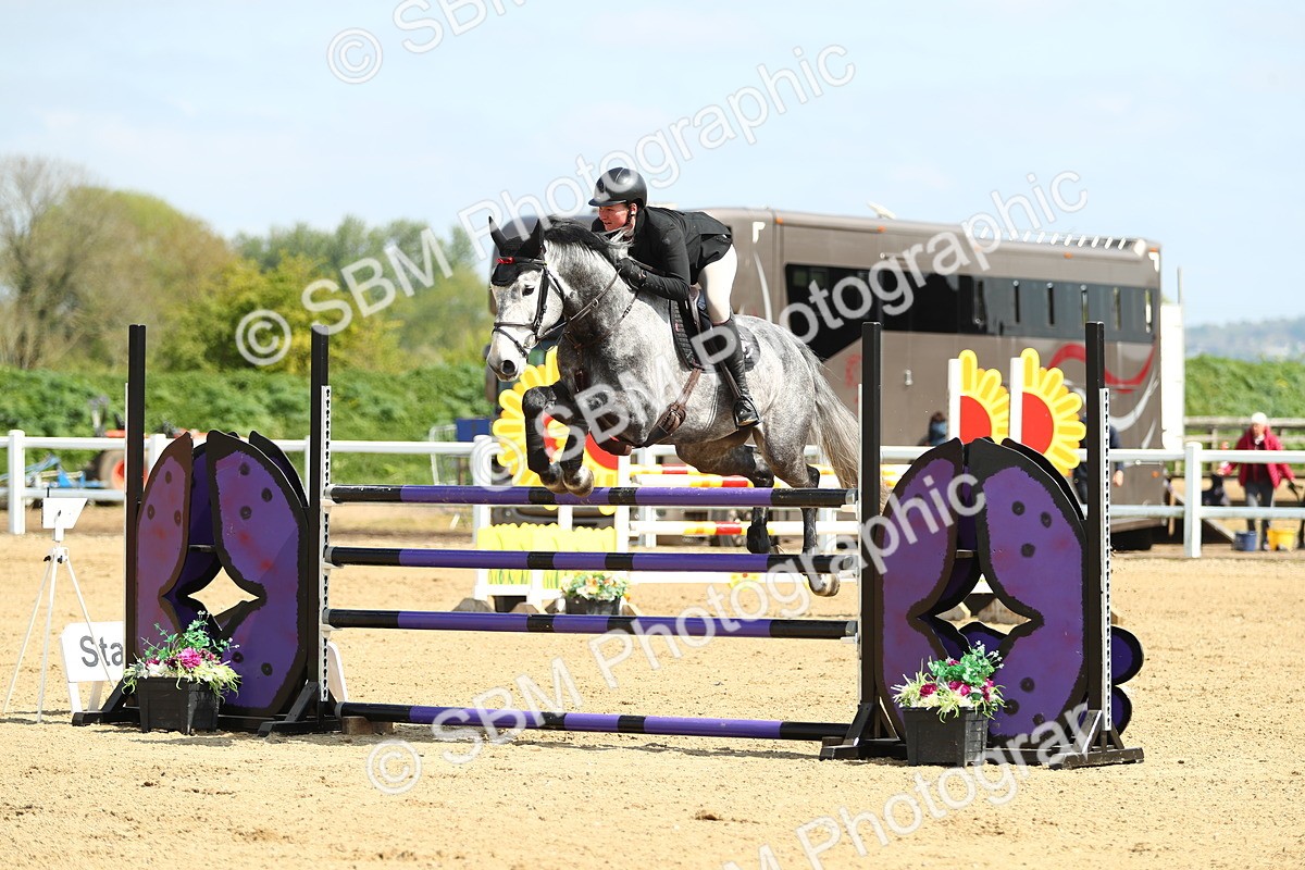 SBM_001308 - Class 5 - Senior Foxhunter 1.20m