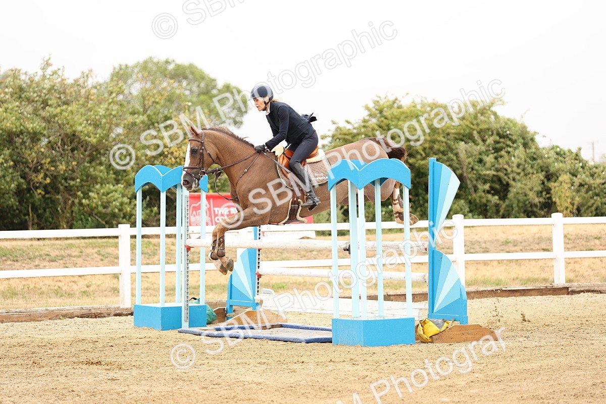 SBM_024034 - Class 6 - Senior Newcomers 1.10m