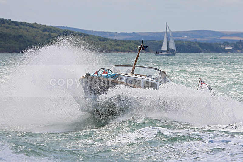 180808 CASCADE 1Y3A8164_Ed - Motorboats - Open