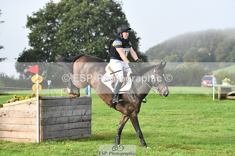 231020-102526-05915 - 011-BIG.QUERLYBET.K.Z-Paul.Whitehead-XC