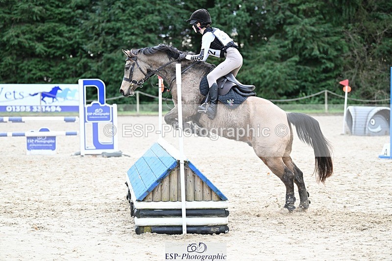 241117-140319-04401 - Cls 3 90-95cm 14.00 to 15.00