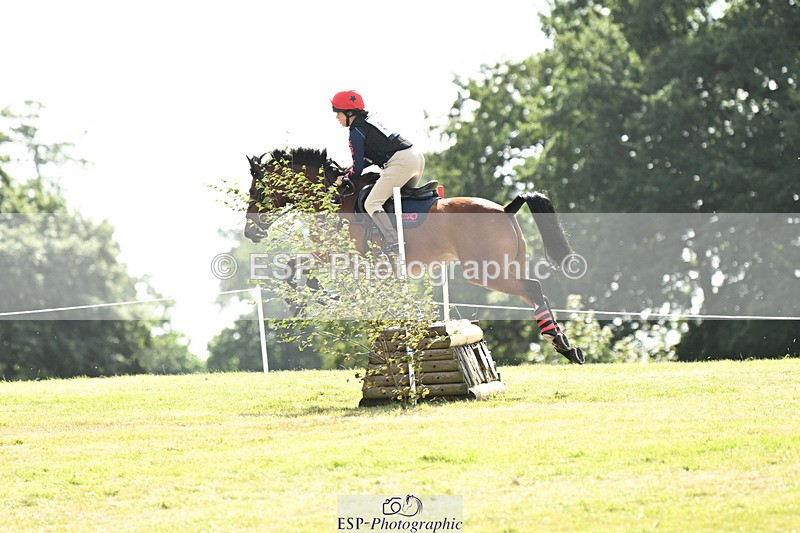 240825X-103740-31155 - 70cm XC 10.00 to 11.00