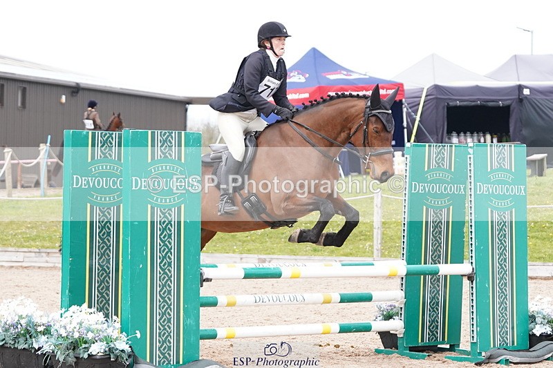 250419-142022-11237 - 717-Helen.Buckland-LIVERMORES.MIDNIGHT.DIAMOND