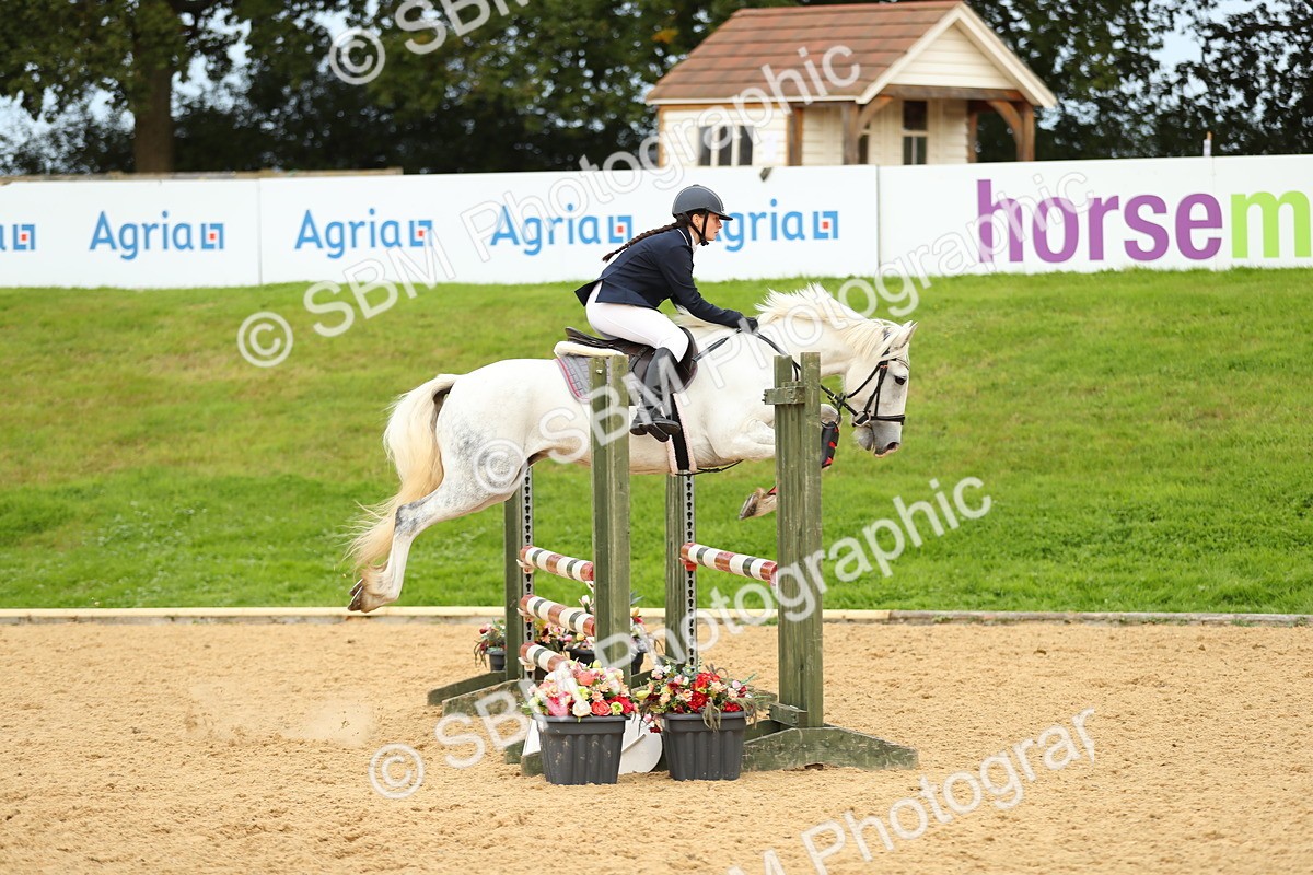 SBM_76115 - J19 - Junior 90cm Supreme Championship