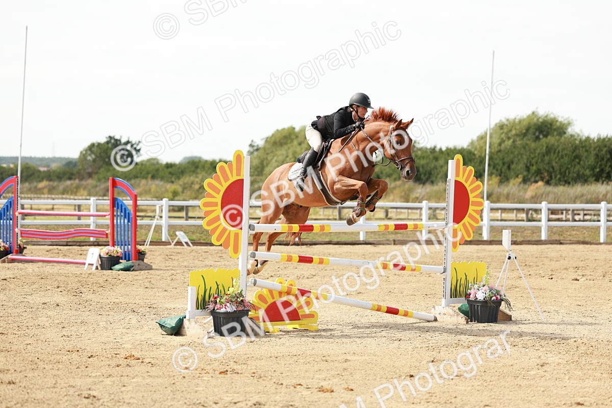SBM_008093 - Class 4 - Senior Foxhunter - 1.20m Open