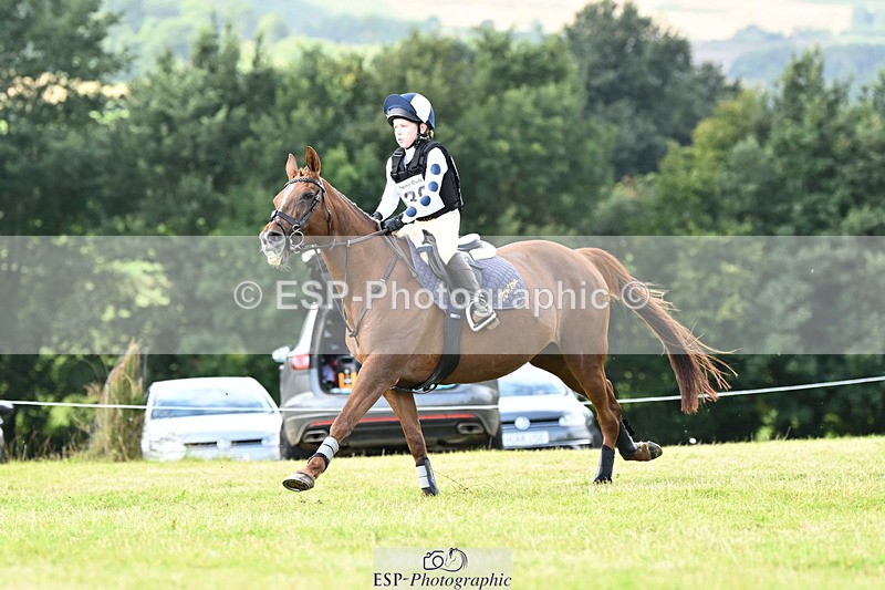 240825X-114430-32102 - 70cm XC 11.00 to 12.00