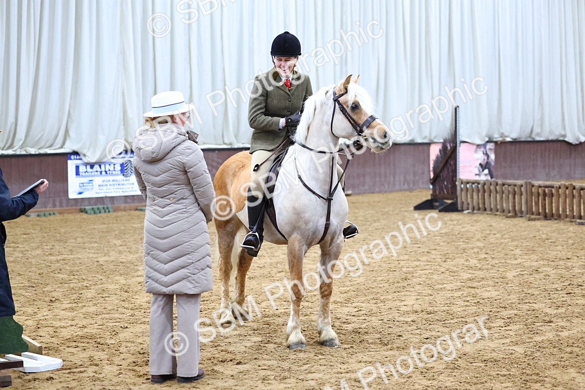 SBM_003069 - Class 35 - 60cm Training Stakes