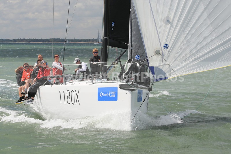 170801 GALLIVANTER GBR1182X1Y3A0500 - COWES WEEK - 1st August 2017